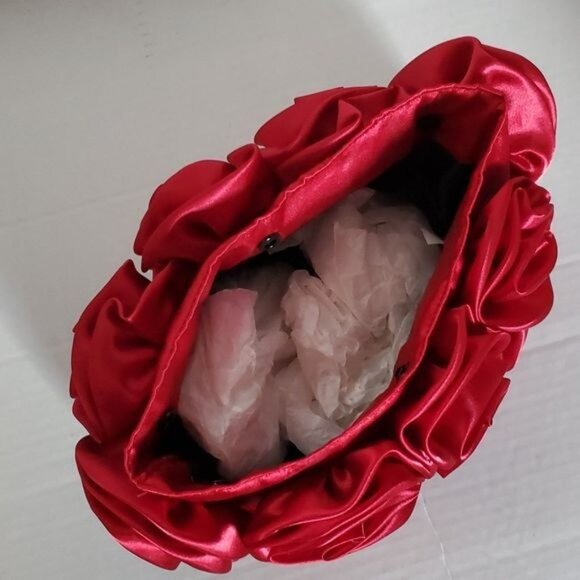 For Your Ease Only Clutch Bag Pouch Purse Red Satin Roses WOMEN'S WOMAN'S - Picture 9 of 16